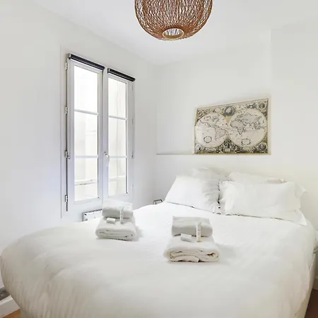 Pick A Flat's Apartements In Louvre-rivoli - Rue Du Roule * Parigi
